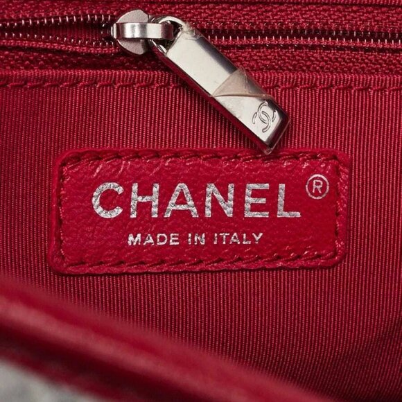 Chanel Grey/Blue/Red Quilted Wool and Leather Medium Gabrielle Hobo Bag - Picture 8 of 10